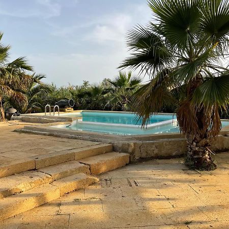 Mazet Du Pecheur Villa Saint-Laurent-dʼAigouze Dış mekan fotoğraf