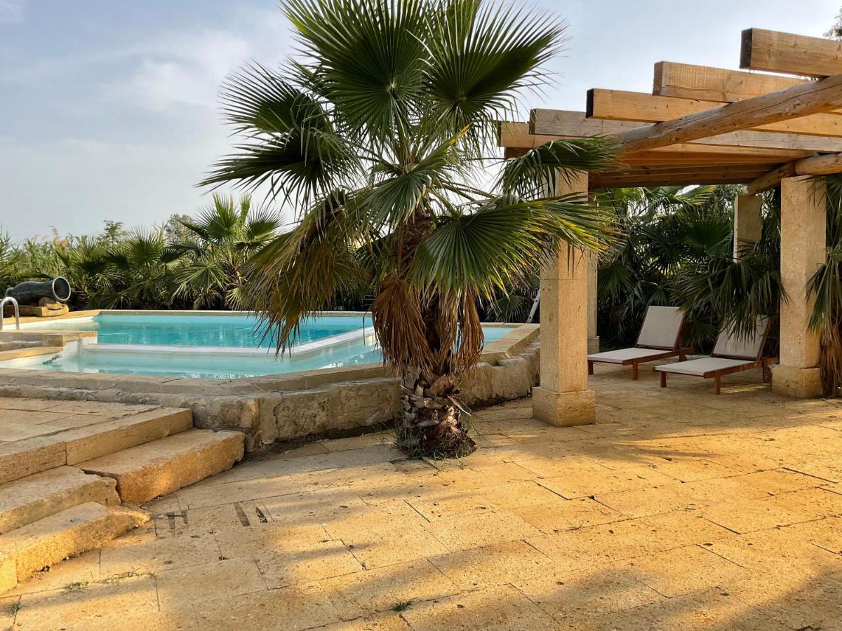 Mazet Du Pecheur Villa Saint-Laurent-dʼAigouze Dış mekan fotoğraf