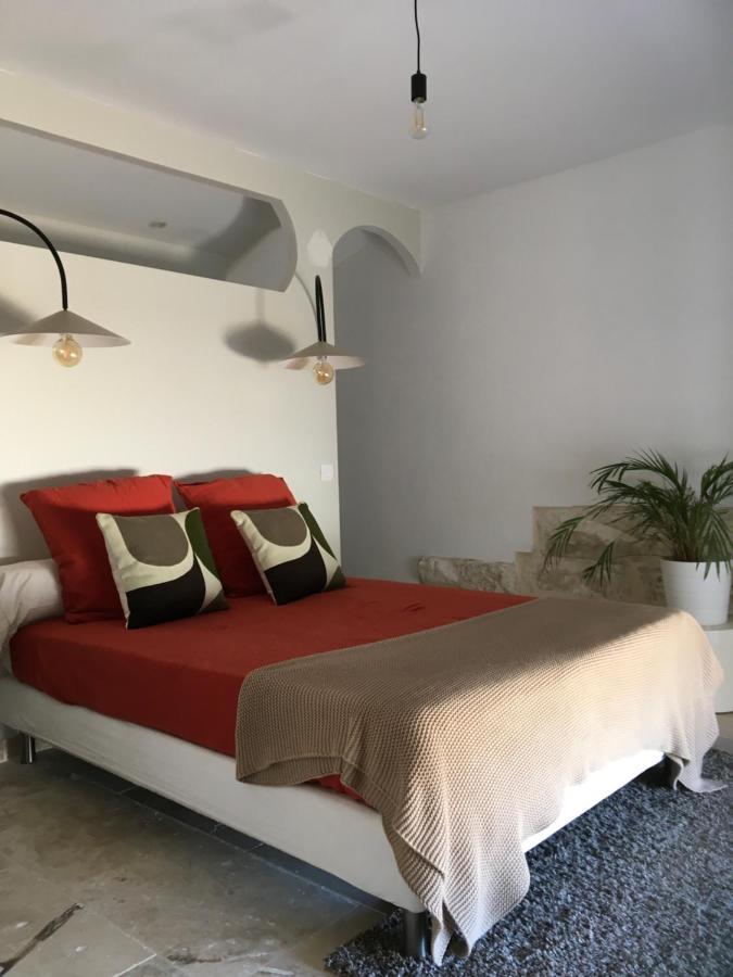Mazet Du Pecheur Villa Saint-Laurent-dʼAigouze Dış mekan fotoğraf